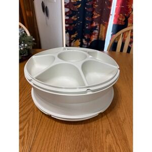 Vintage Tupperware Serving Center Set – 6‑Section Tray w/ Dip Bowl &‎ Lid